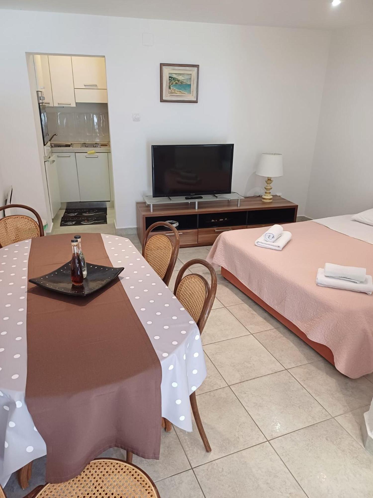 Apartment Bauk Draga Bascanska Екстер'єр фото